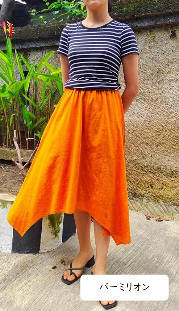 <transcy>The jade-colored luster is beautiful! Bali traditional hand-woven Endek skirt (with petticoat)</transcy>