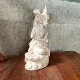 <transcy>[Bali sculpture with soul] Cooperation and supervision of Cokorda Raka, descendant of the Sukawati royal family Goddess of beauty, wealth and fertility Lakshmi</transcy>