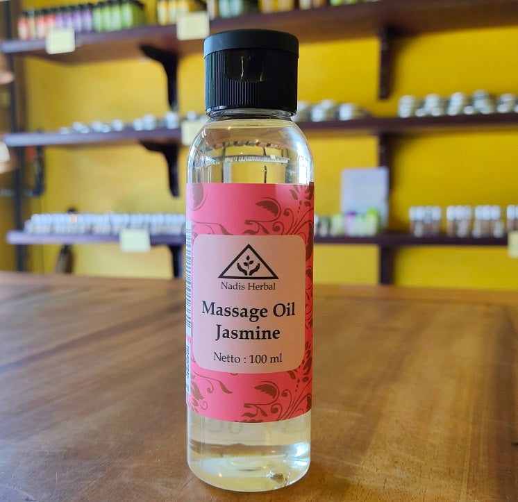 [Directly sent from Bali] Natural massage oil that is wrapped in a sce