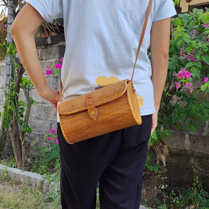<transcy>[General sale] Tanned shoulder bag (natural color)</transcy>